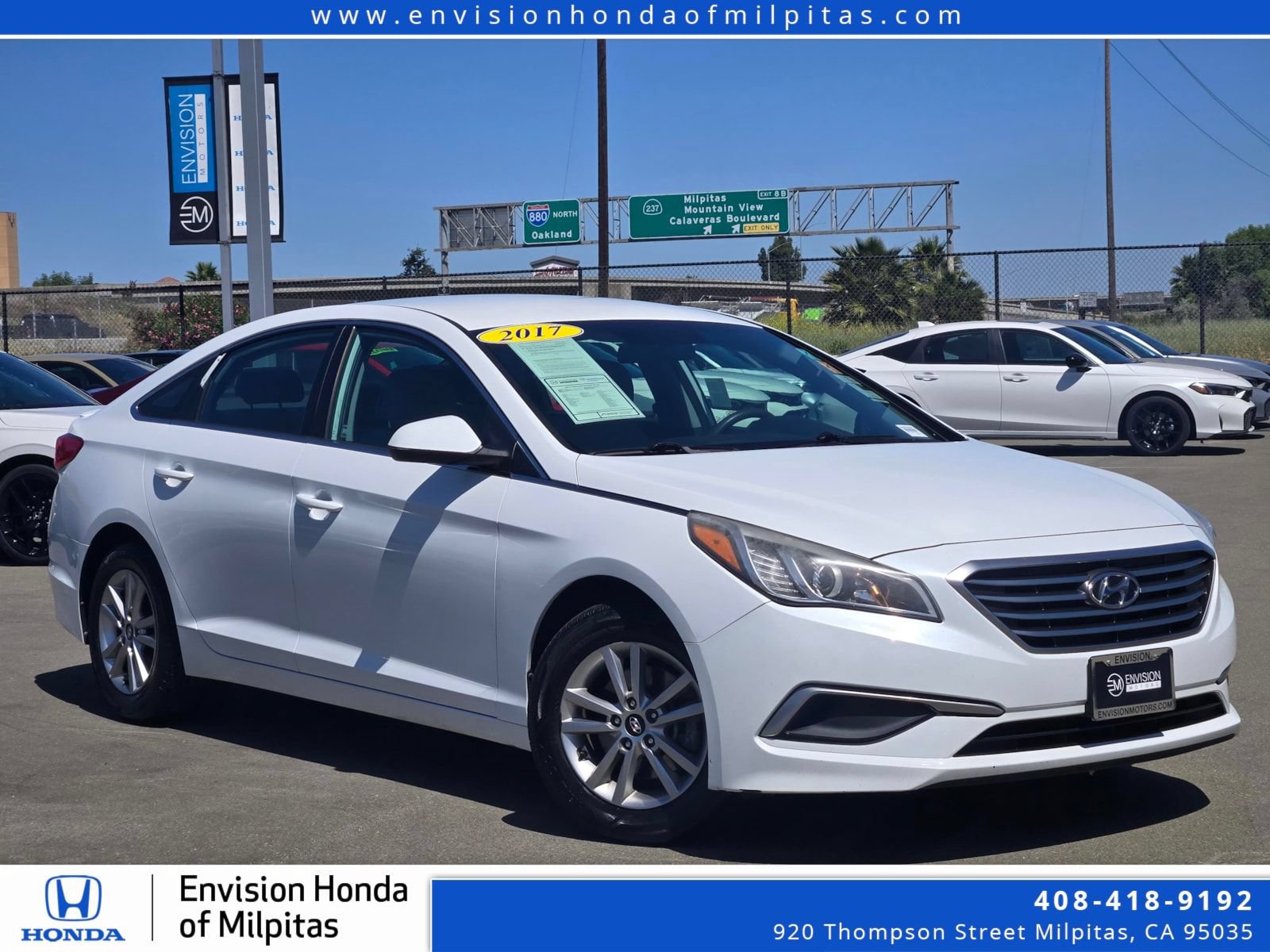 Used 2017 Hyundai Sonata SE FWD image 1