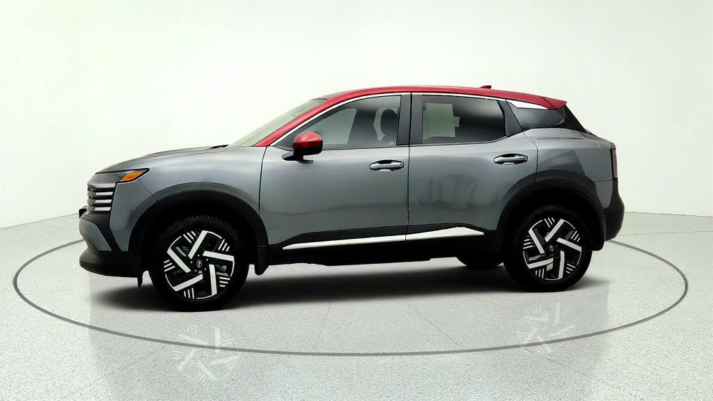 Used 2025 Nissan Kicks SV FWD image 8