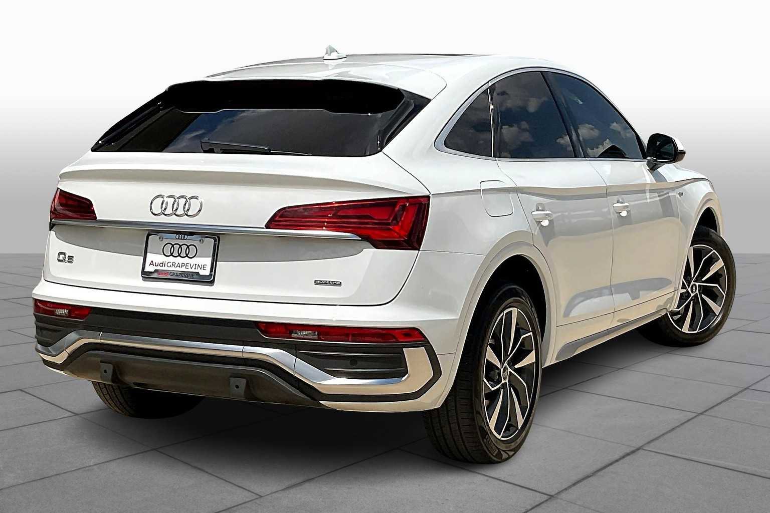 Used 2021 Audi Q5 2.0T Premium w/ Convenience Package image 12