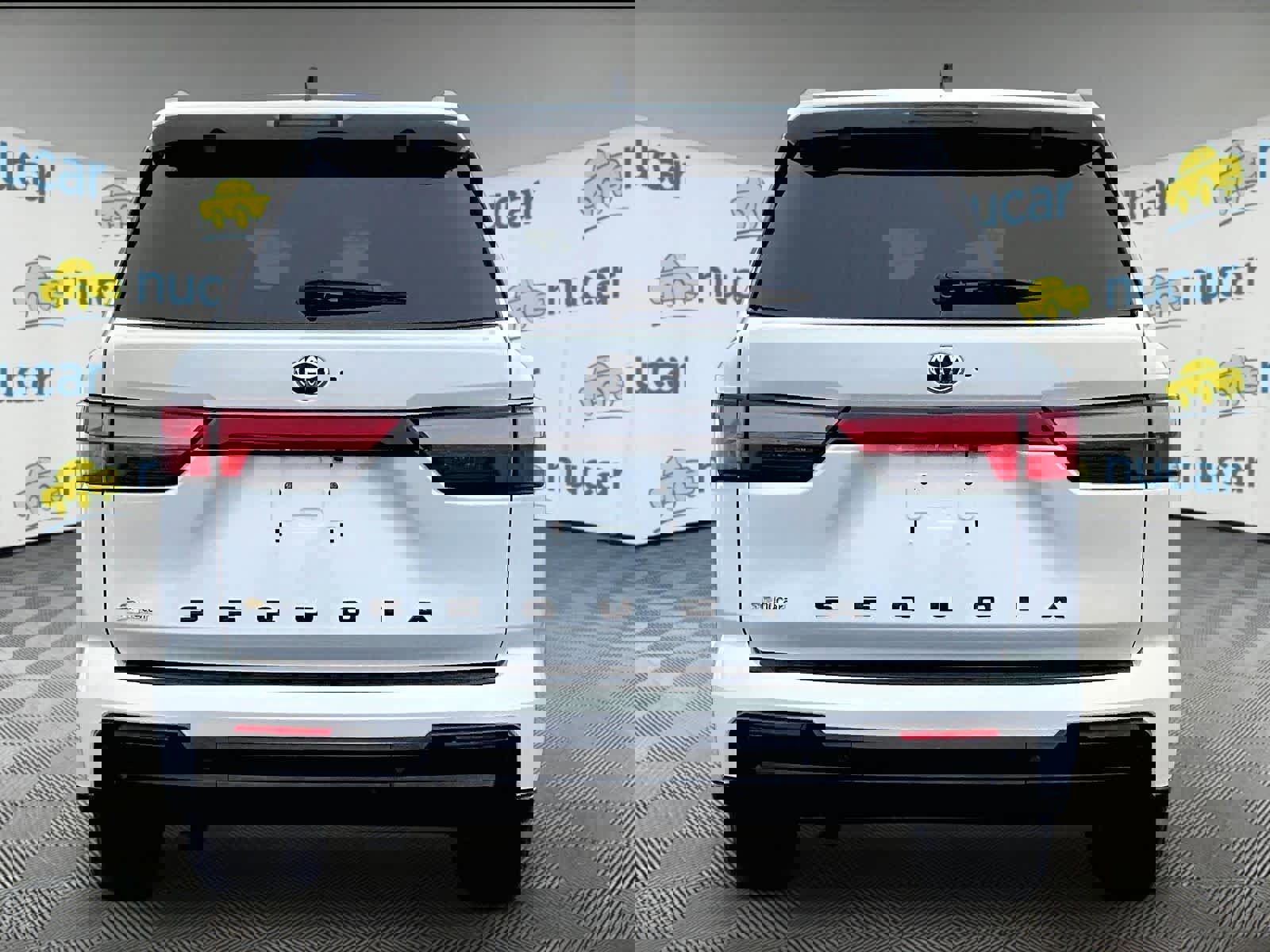 Used 2023 Toyota Sequoia Platinum image 5