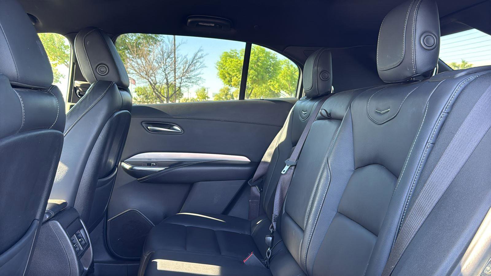 Used 2023 Cadillac XT4 Premium Luxury image 23