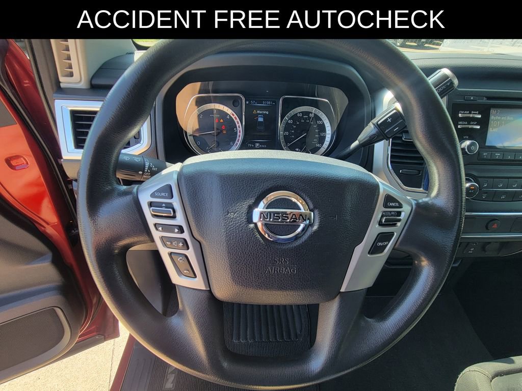 Used 2017 Nissan Titan SV RWD image 13