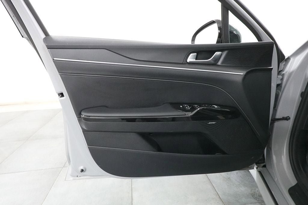 Used 2025 Kia K5 GT-Line w/ GT-Line Premium Package FWD image 22