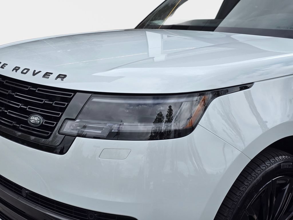 New 2026 Land Rover Range Rover Long Wheelbase SE AWD/4WD image 31