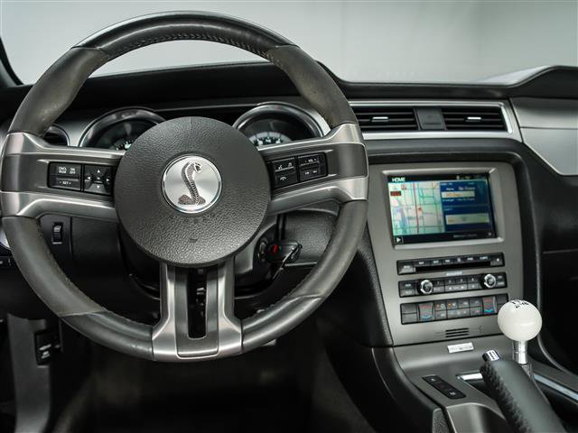 Used 2013 Ford Mustang Shelby GT500 RWD image 22