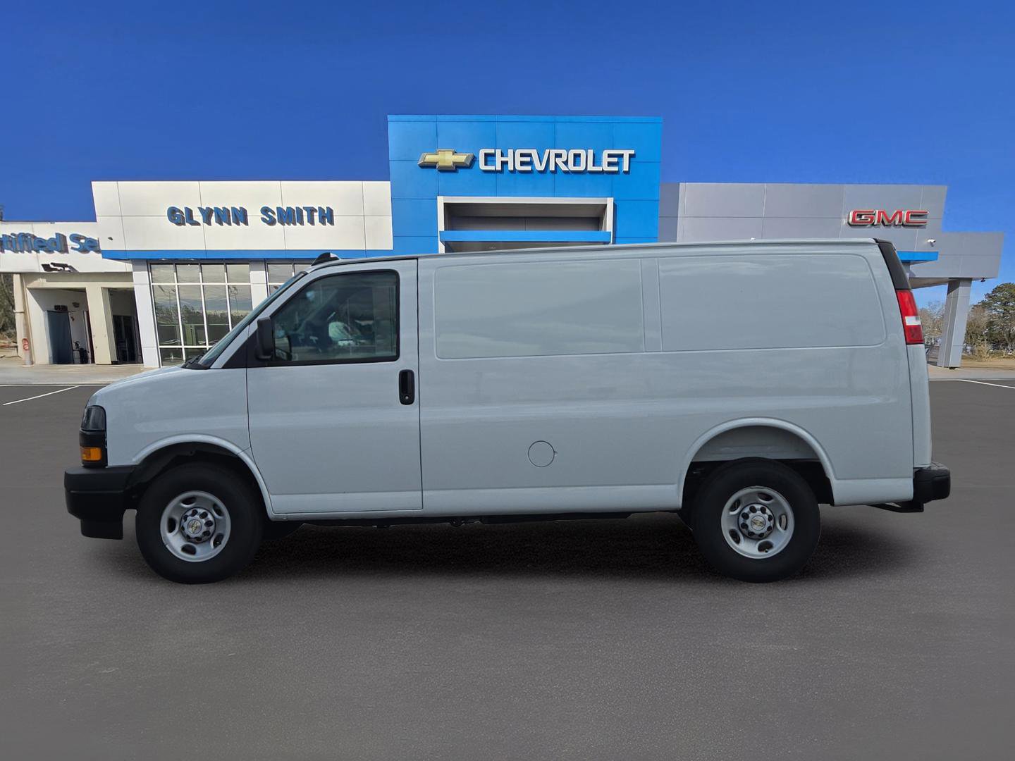 New 2025 Chevrolet Express 2500 w/ Driver Convenience Package image 8