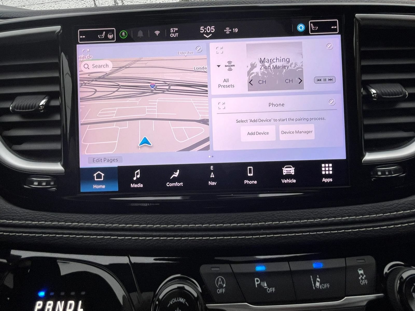 Used 2025 Chrysler Pacifica Limited FWD image 21