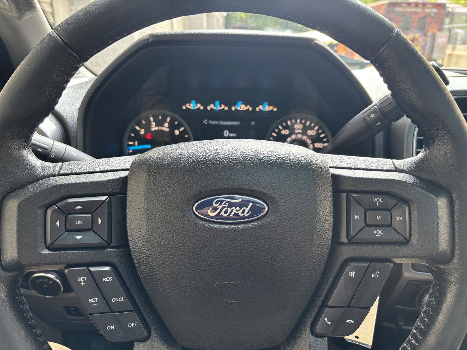 Used 2017 Ford F150 XLT w/ Equipment Group 302A Luxury AWD/4WD image 14