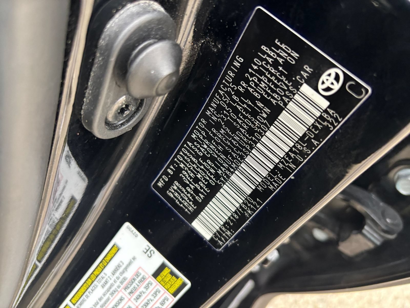 Used 2025 Toyota Corolla LE FWD image 27