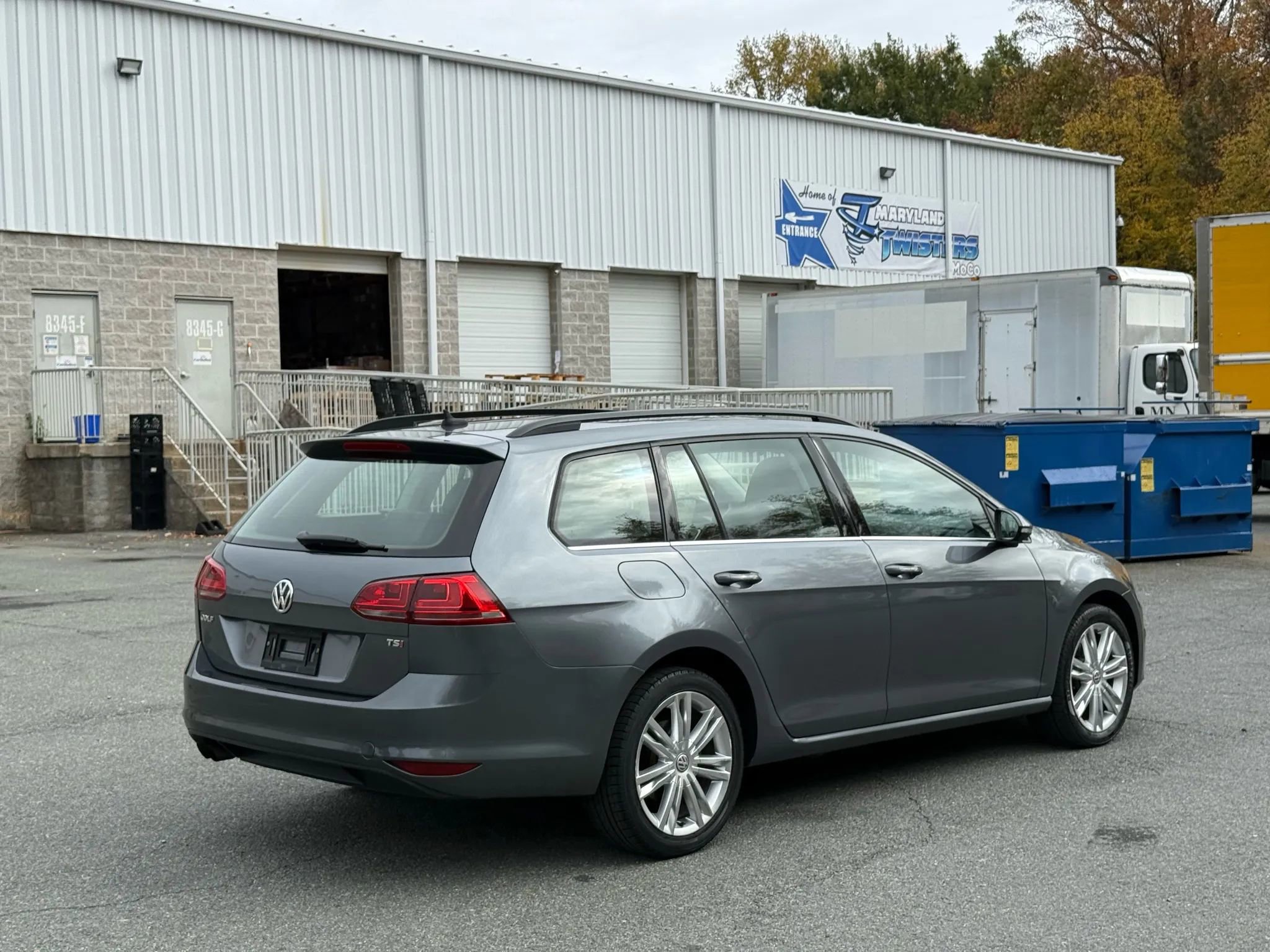 Used 2016 Volkswagen Golf Limited Edition image 14