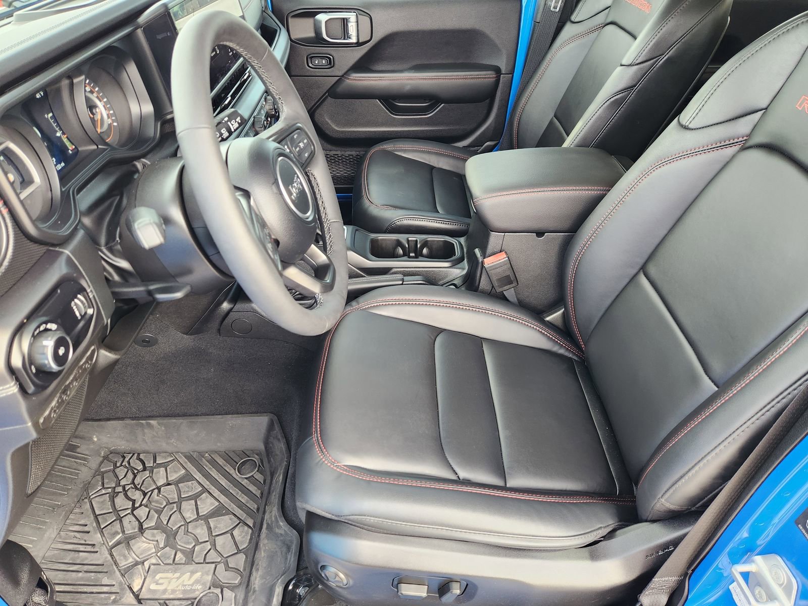 Used 2025 Jeep Wrangler Unlimited Rubicon image 16