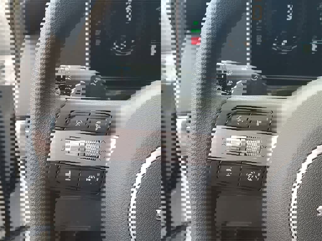 New 2026 Hyundai Tucson Blue SE image 28