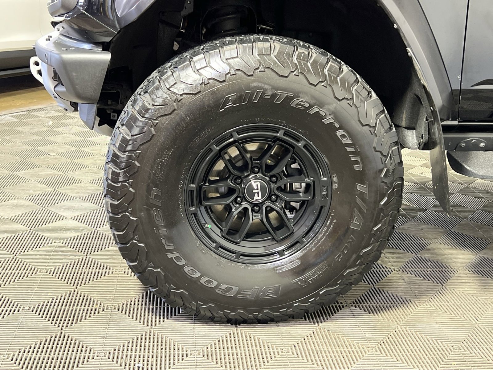 Used 2022 Ford Bronco Raptor image 12