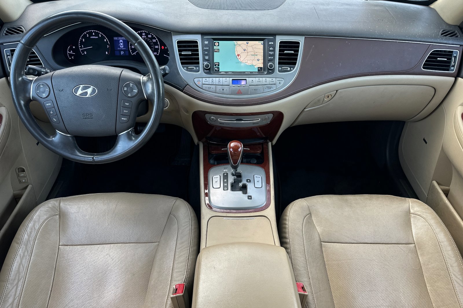 Used 2012 Hyundai Genesis 3.8 w/ Premium Pkg image 13