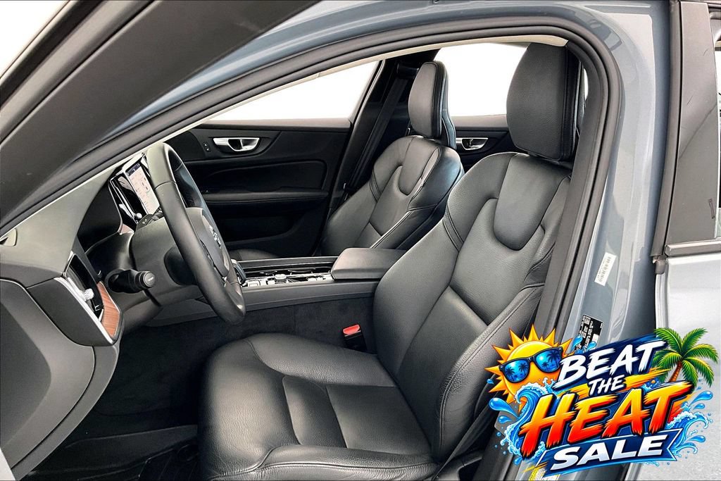 Used 2024 Volvo S60 B5 Plus AWD/4WD image 31