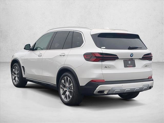 New 2026 BMW X5 xDrive50e image 9