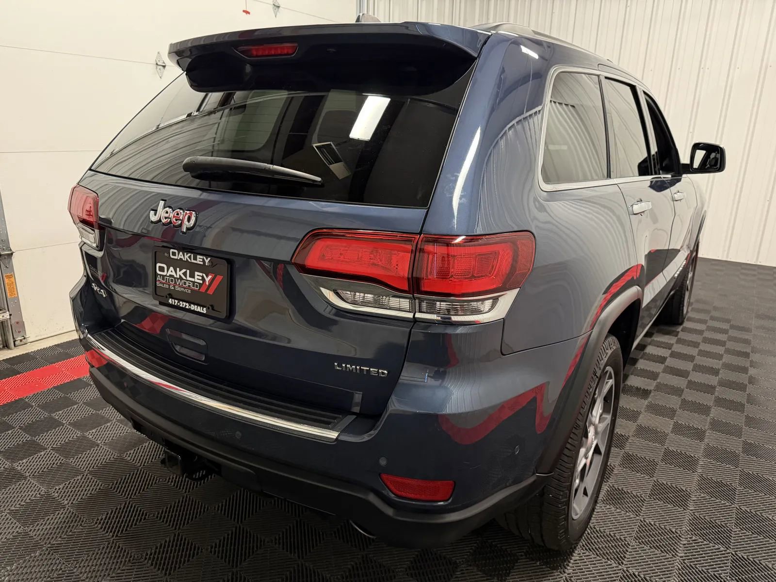 Used 2020 Jeep Grand Cherokee Limited w/ Luxury Group II image 19