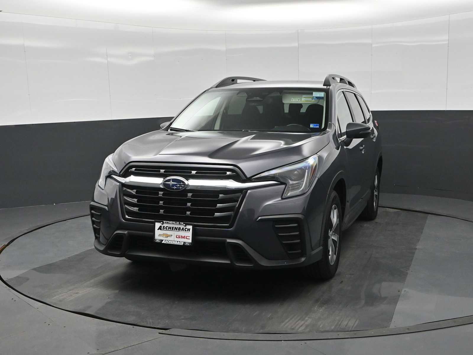 Used 2023 Subaru Ascent Premium w/ Convenience Package image 5