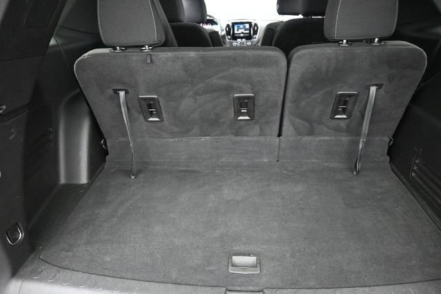 Used 2022 Chevrolet Traverse LT FWD image 28