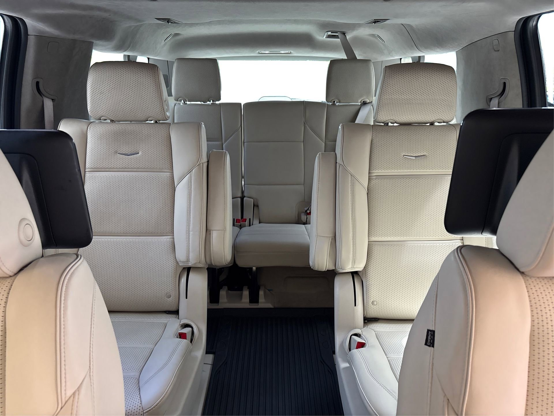 Certified 2025 Cadillac Escalade ESV Sport Platinum AWD/4WD image 18