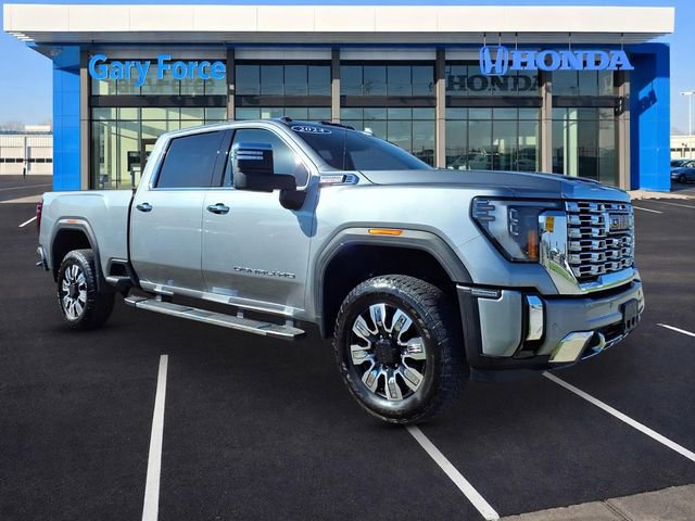 Used 2024 GMC Sierra 2500 Denali w/ Denali Reserve Package AWD/4WD image 1