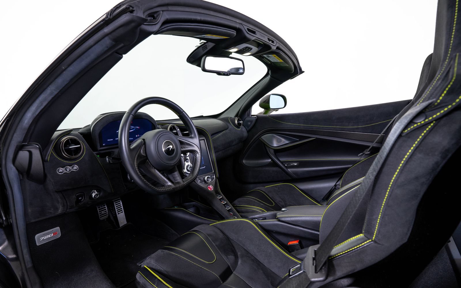 Used 2022 McLaren 720S Performance RWD image 24