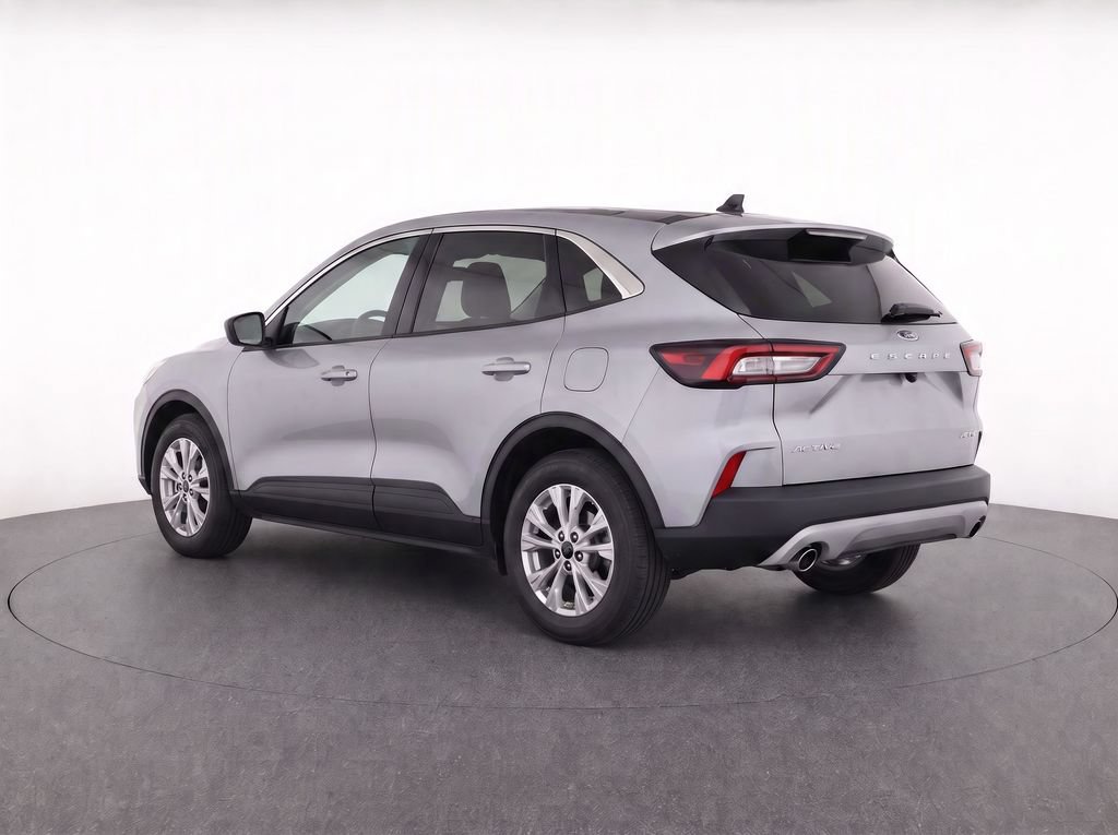 Used 2023 Ford Escape Active AWD/4WD image 4
