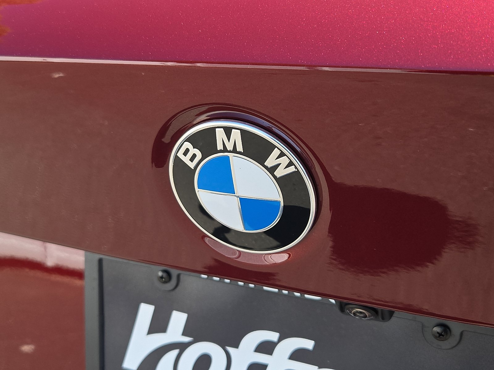 Used 2024 BMW M3 w/ M Carbon Exterior Package RWD image 31