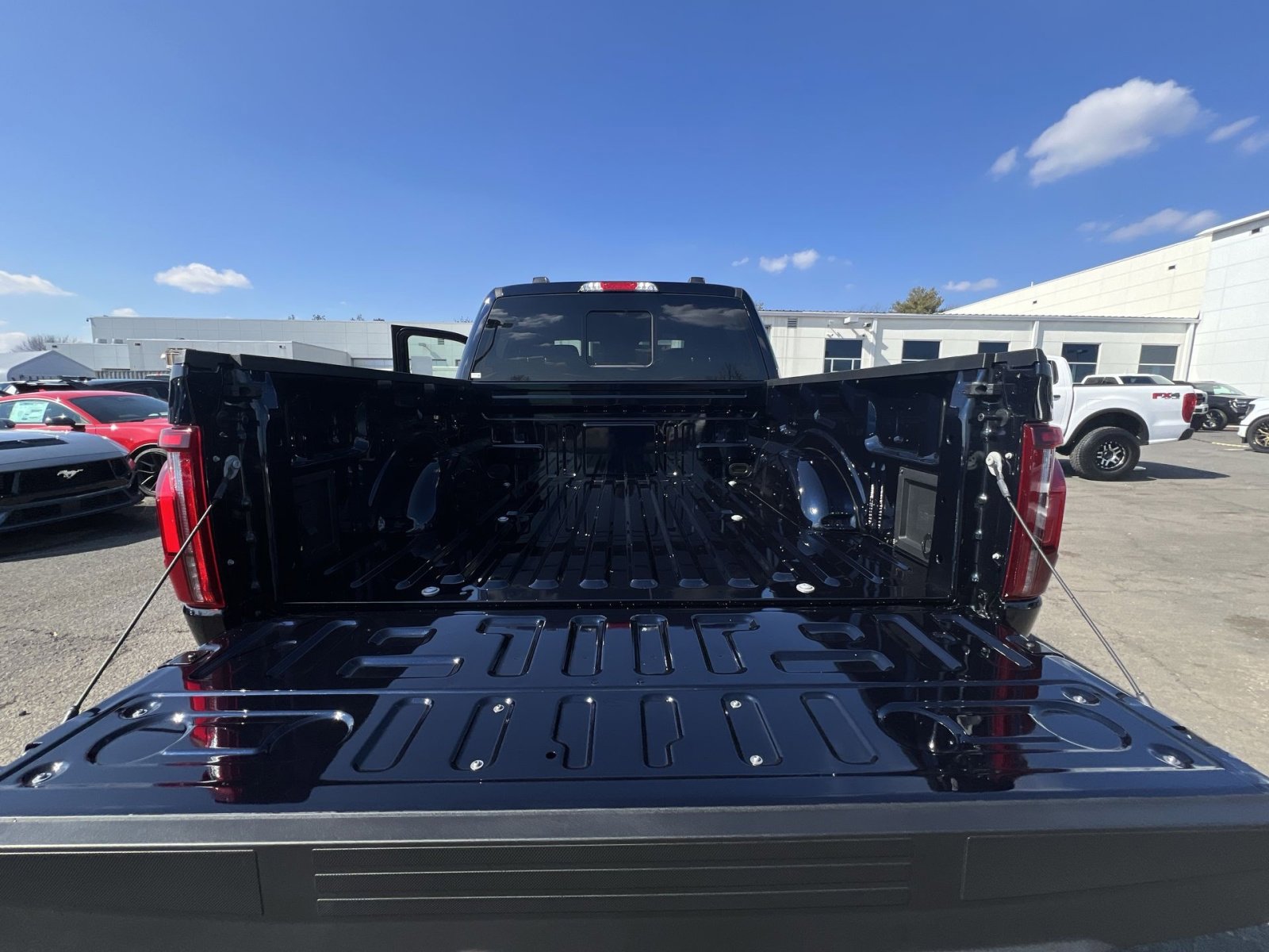 New 2026 Ford F150 Lariat w/ Equipment Group 501A Mid image 25