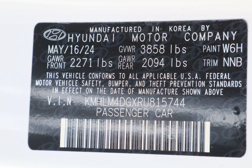 Used 2024 Hyundai Elantra SEL FWD image 31