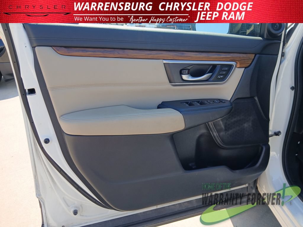 Used 2018 Honda CR-V Touring image 12