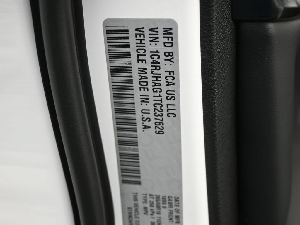 New 2026 Jeep Grand Cherokee Laredo X AWD/4WD image 18