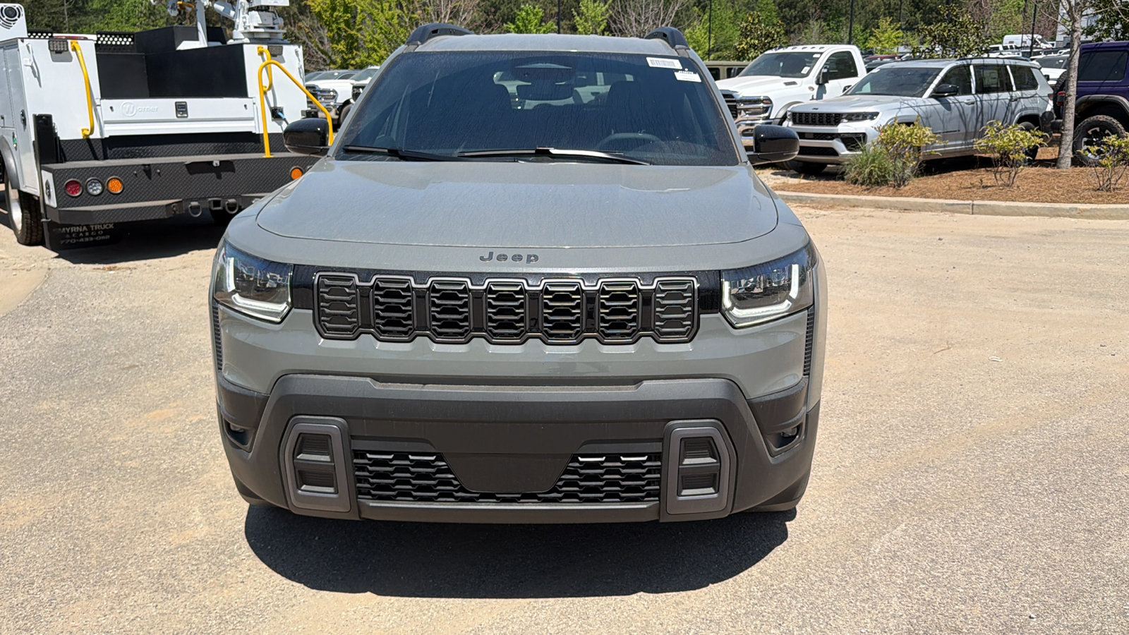Used 2026 Jeep Cherokee Limited AWD/4WD image 3