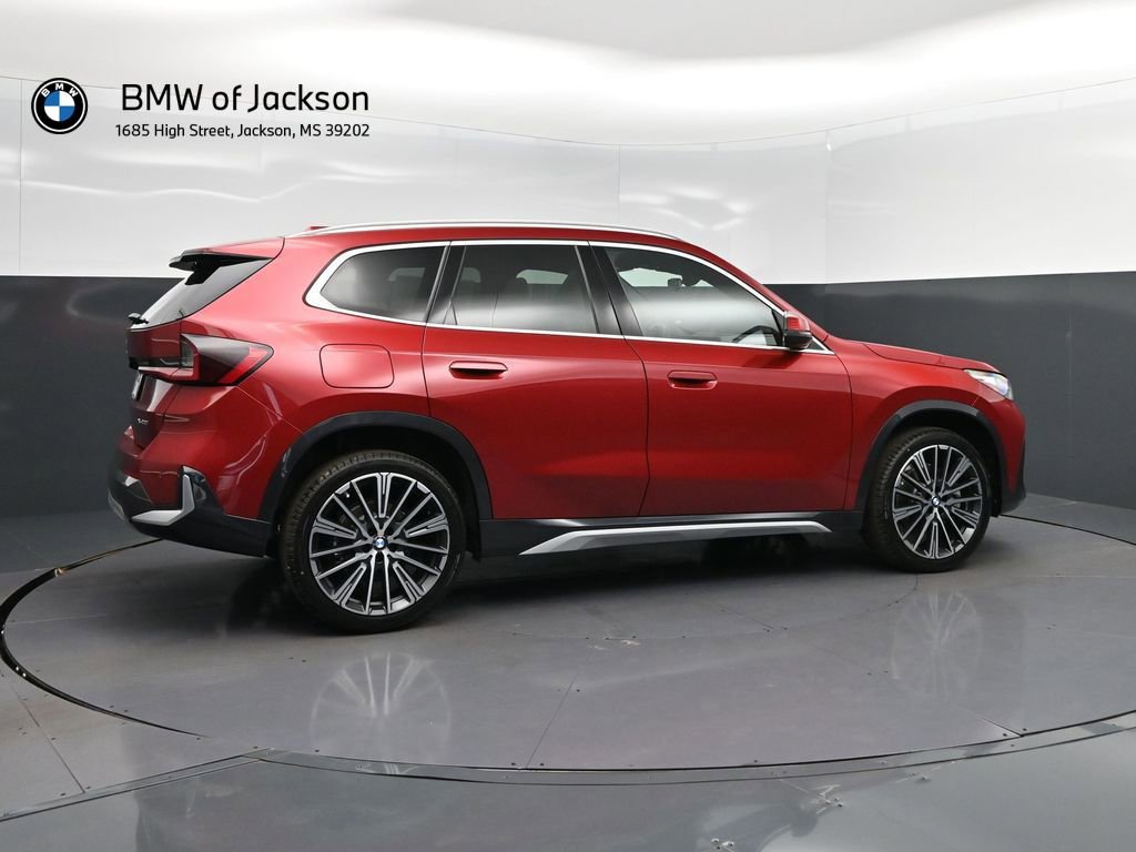 New 2026 BMW X1 xDrive28i w/ Technology Package AWD/4WD image 8