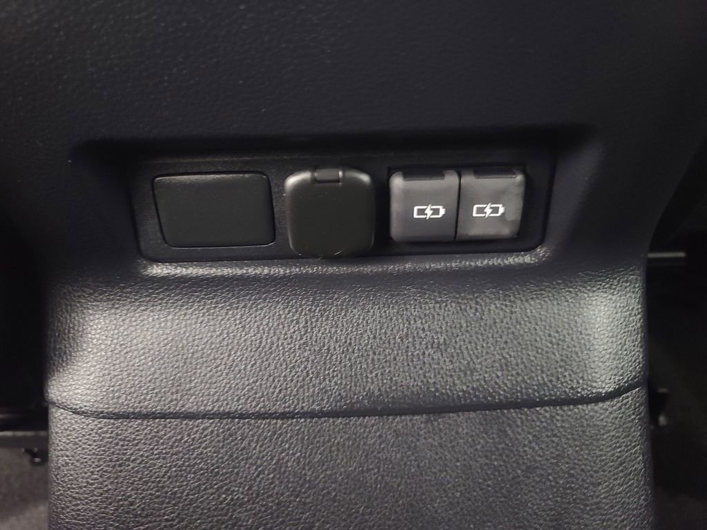 Used 2024 Toyota Land Cruiser image 23