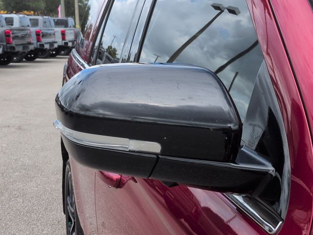 Used 2019 Ford Expedition Limited w/ Equipment Group 303A AWD/4WD image 12