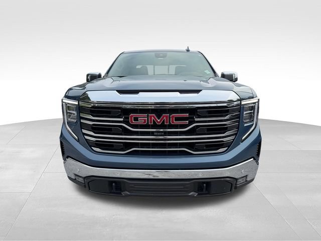 Used 2024 GMC Sierra 1500 SLT w/ SLT Premium Plus Package AWD/4WD image 2