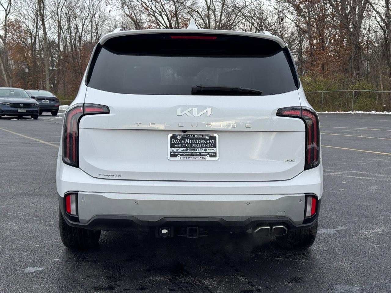 Used 2024 Kia Telluride SX Prestige w/ Towing Package image 5