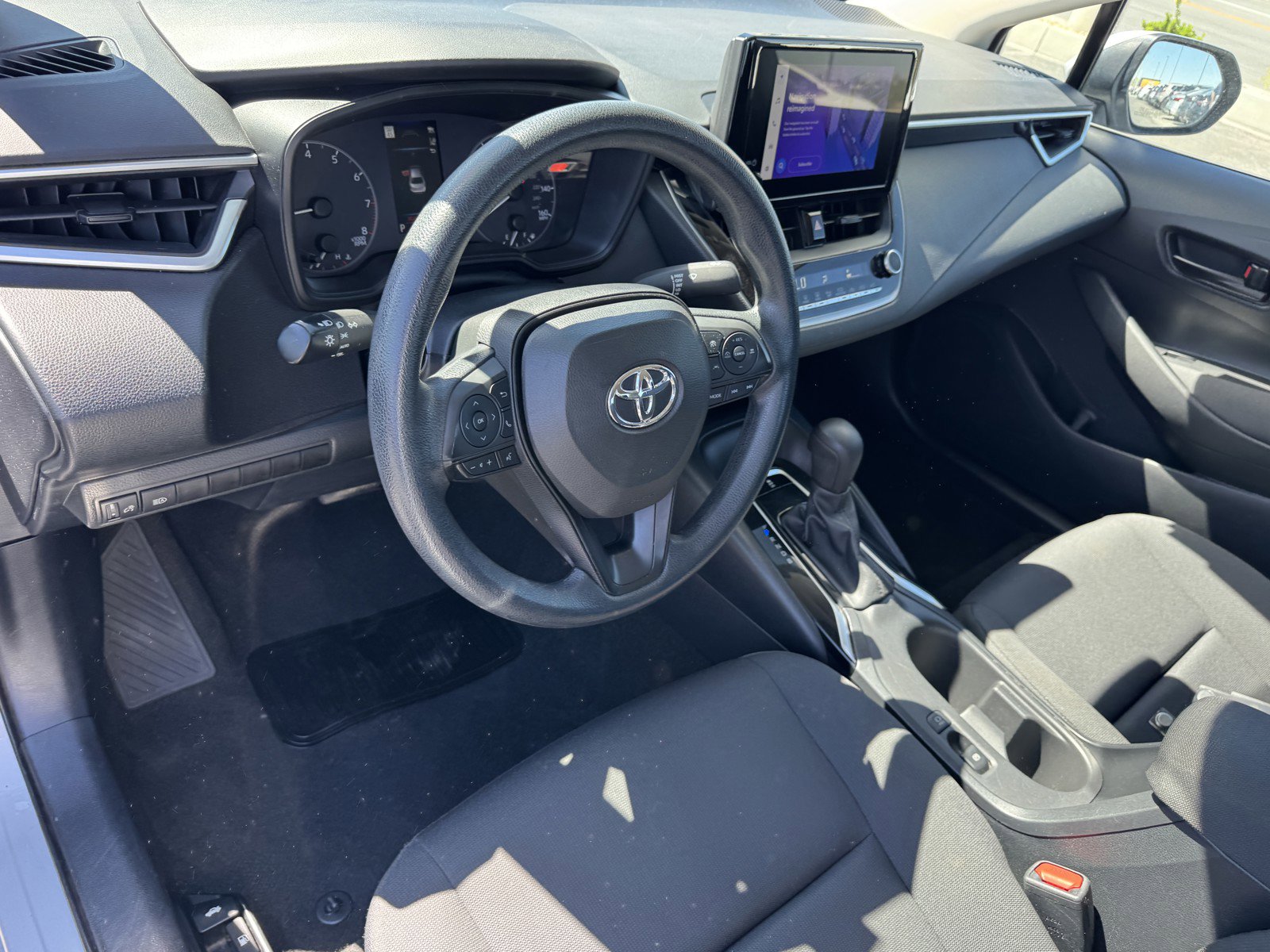 Used 2023 Toyota Corolla LE FWD image 13