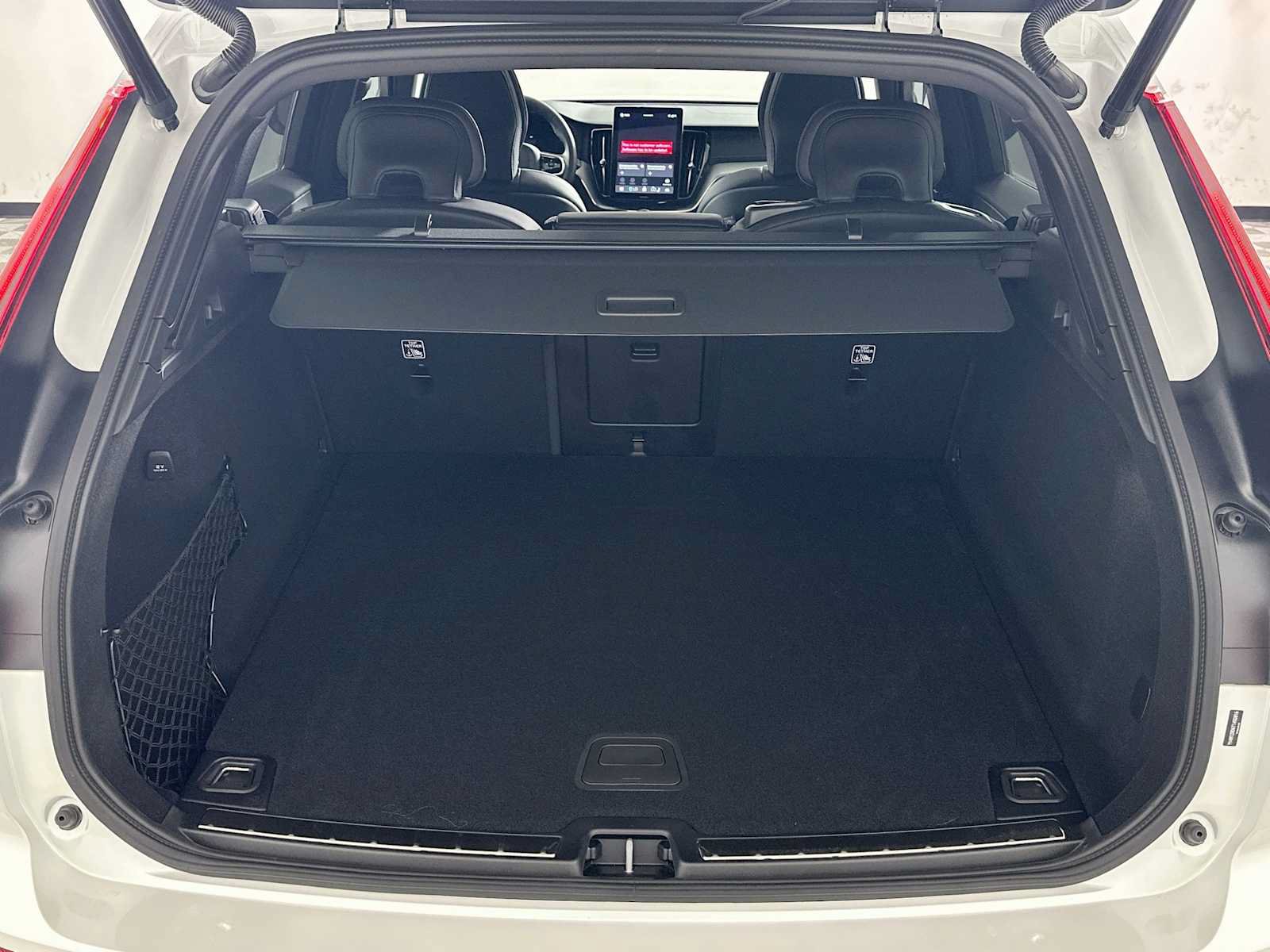 New 2026 Volvo XC60 B5 Ultra w/ Climate Package PRO AWD/4WD image 24