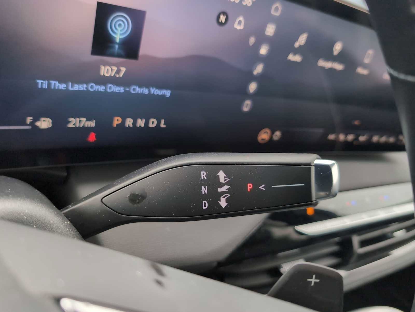 Used 2025 Buick Enclave Preferred image 16