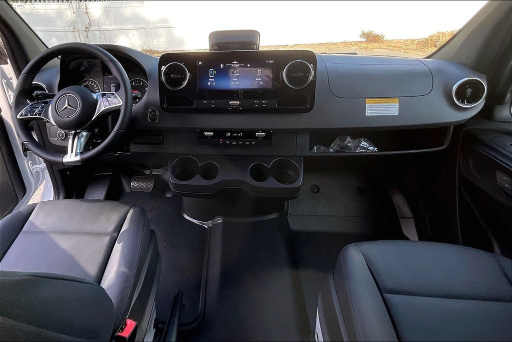 New 2026 Mercedes-Benz Sprinter 2500 image 5