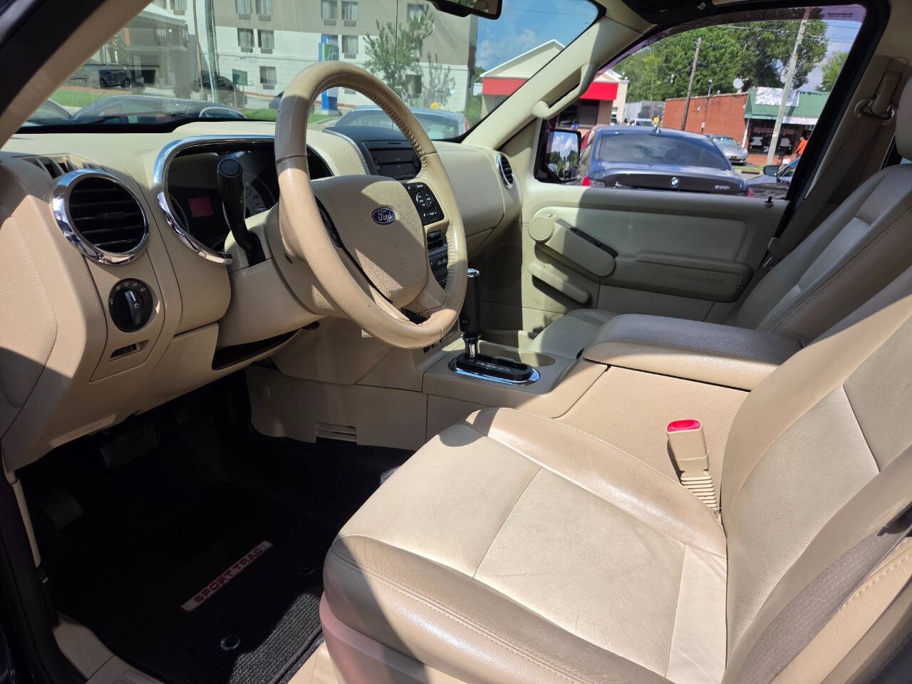Used 2007 Ford Explorer Sport Trac Limited AWD/4WD image 11