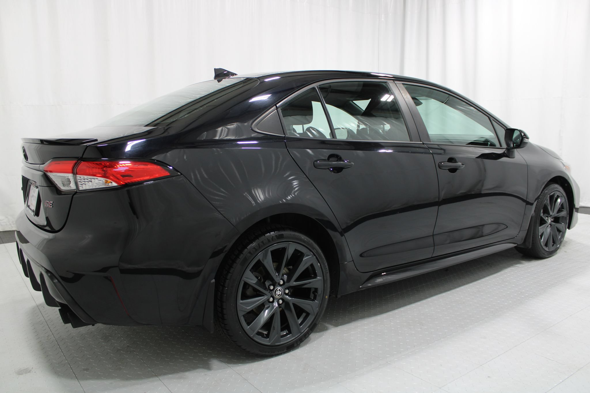 Used 2024 Toyota Corolla SE FWD image 6