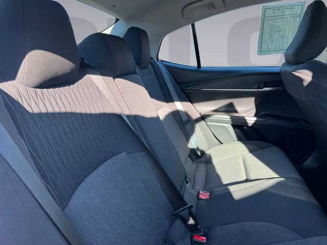 Used 2025 Toyota Camry LE image 18