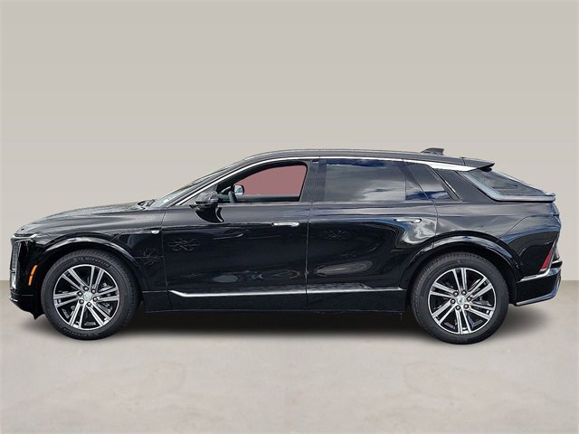 Used 2025 Cadillac Lyriq Luxury image 5