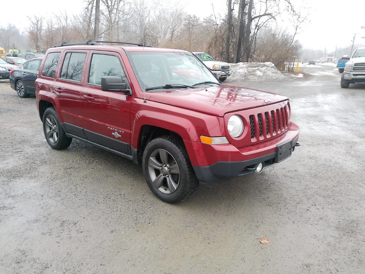 Used 2014 Jeep Patriot Latitude w/ Freedom Edition Package image 2