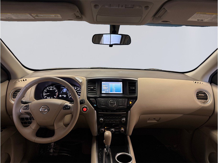 Used 2014 Nissan Pathfinder SV image 23