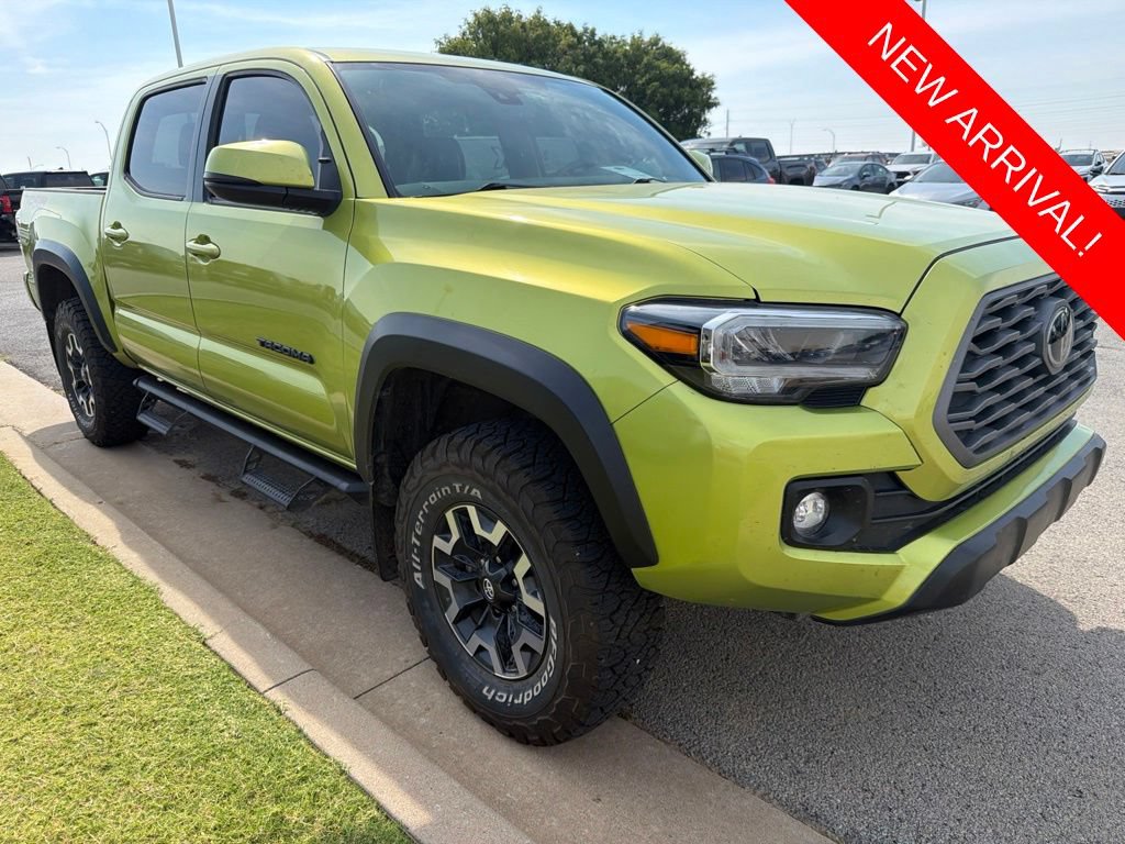 Certified 2023 Toyota Tacoma TRD Off-Road w/ Technology Package AWD/4WD image 3