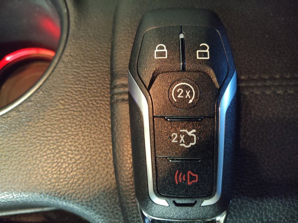 Used 2017 Ford Mustang Premium image 32